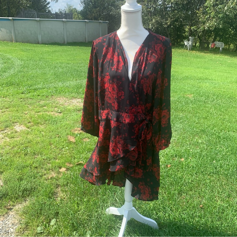 Torrid Top - Picture 4 of 8